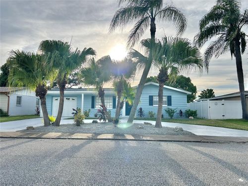 4371 Newbury Dr, NEW PORT RICHEY, FL, 34652-5725 | Card Image