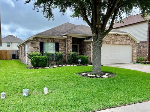 3210 Blue Bonnet Dr, Texas City, TX, 77591-7041 | Card Image