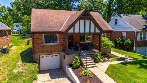 6924 Rob Vern Dr, Cincinnati, OH, 45239 | Card Image