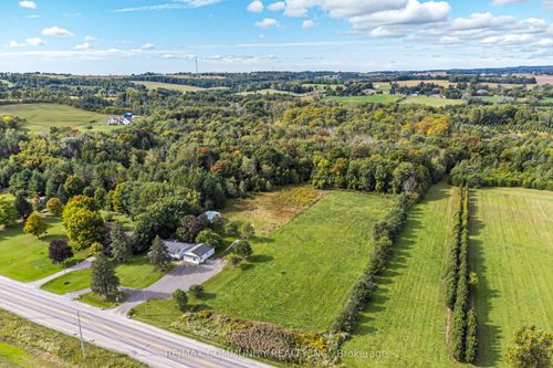 11490 Simcoe St, Port Perry, ON, L9L1B3 | Card Image