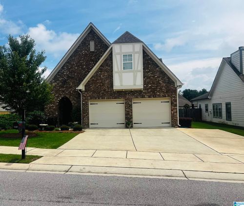 1147 Emerald Ridge Dr, CALERA, AL, 35040-6122 | Card Image