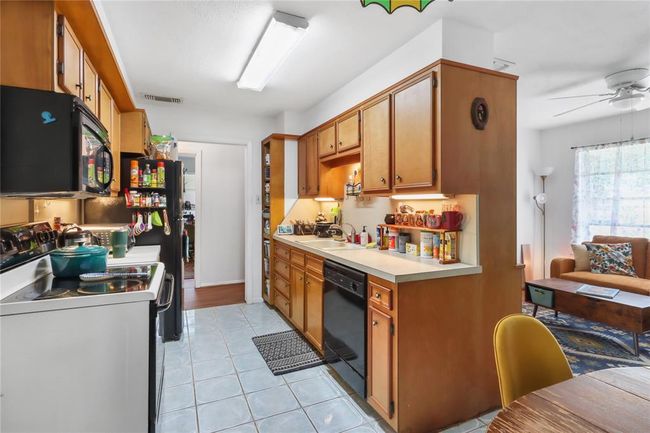 1205 Dunstan Rd, House other with 3 bedrooms, 2 bathrooms and 2 parking in Pasadena TX | Image 11