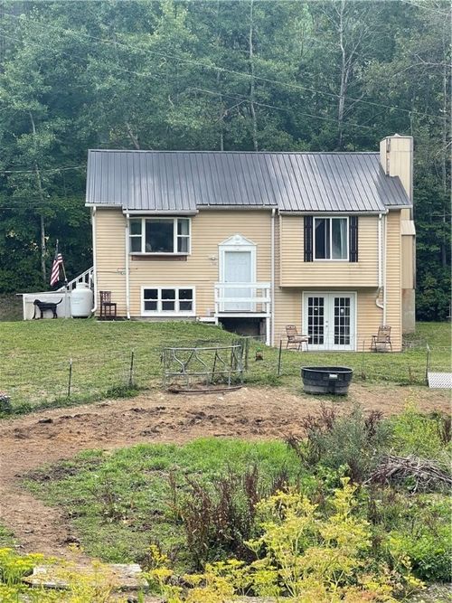 7660 Johnson Rd, Bath, NY, 14810-8261 | Card Image