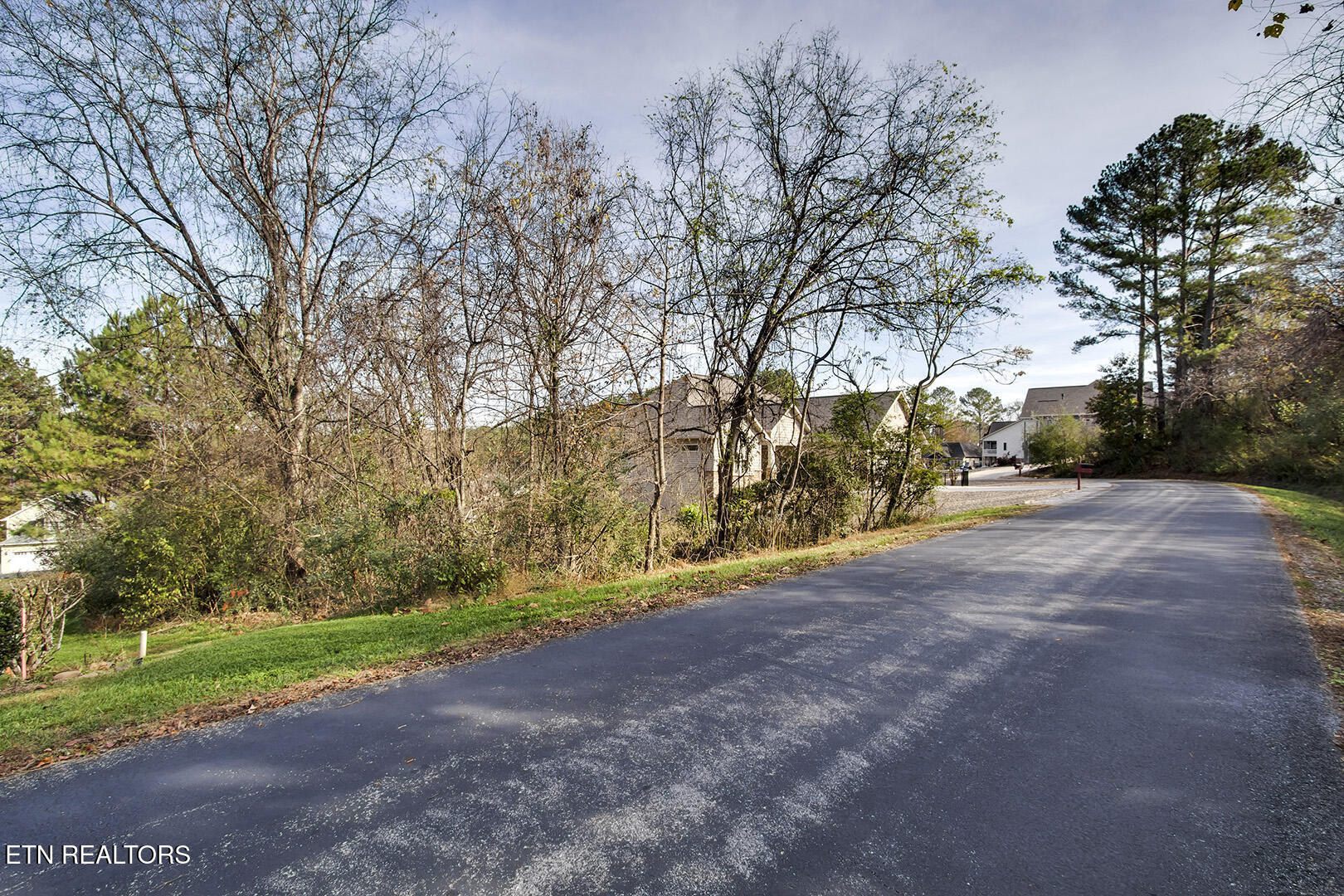 Land in Loudon 4