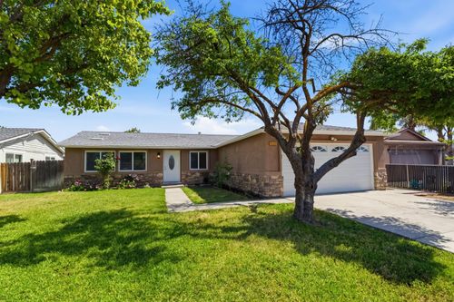 8420 4th St, San Joaquin, CA, 93660-9649 | Card Image