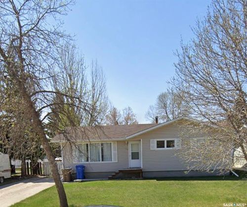 405 Park Ave, Melfort, SK, S0E1A0 | Card Image