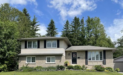 1158 Weller St, Peterborough, ON, K9J7M8 | Card Image