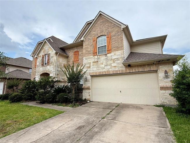 12503 Pepper Creek Ln, House other with 4 bedrooms, 3 bathrooms and null parking in Pearland TX | Image 4