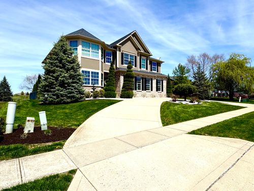 4414 Hickory Grove Blvd, Greenwood, IN, 46143-7444 | Card Image
