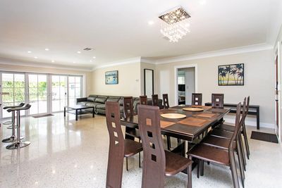 809 S 17th Ave, House other with 6 bedrooms, 3 bathrooms and null parking in Hollywood FL | Image 3