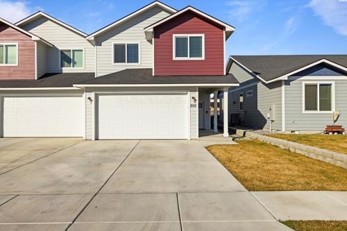 200 Claret Drive, Prosser, WA, 99350 | Card Image