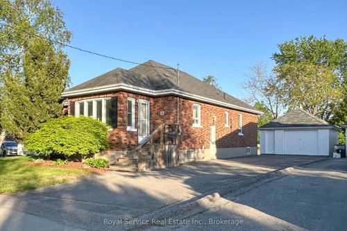 9 Jane St, Bowmanville, ON, L1C1G2 | Card Image