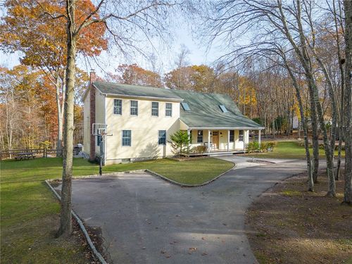 262 North Rd, Hopkinton, RI, 02833-1123 | Card Image