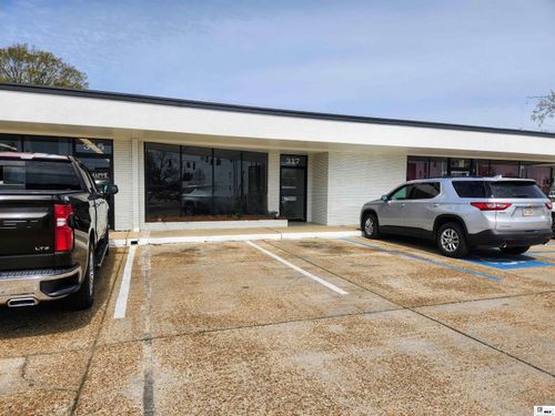 317 Louisville Ave, Monroe, LA, 71201-5825 | Card Image
