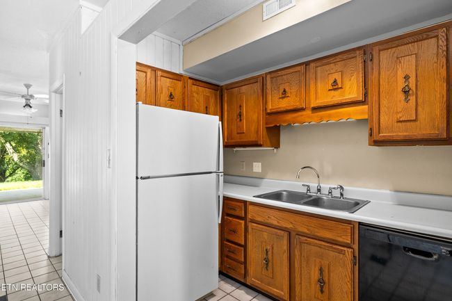 APT-4 - 2806 Suncrest Rd, Condo with 2 bedrooms, 2 bathrooms and null parking in Pigeon Forge TN | Image 7