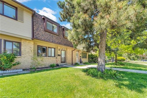 102-105 Hansen Rd N, Brampton, ON, L6V3C9 | Card Image