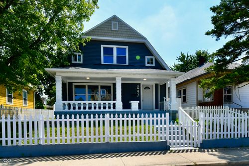 247 Hendricks Pl, Indianapolis, IN, 46201-3133 | Card Image