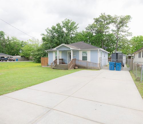 914 Avenue F, South Houston, TX, 77587-4321 | Card Image