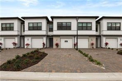 27876 Radiant Ct, BONITA SPRINGS, FL, 34135-3571 | Card Image