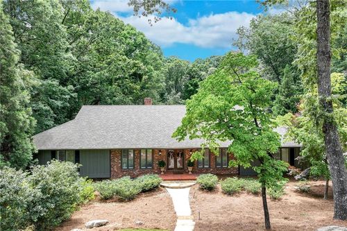 3161 Overlook Dr, Gainesville, GA, 30506-1710 | Card Image