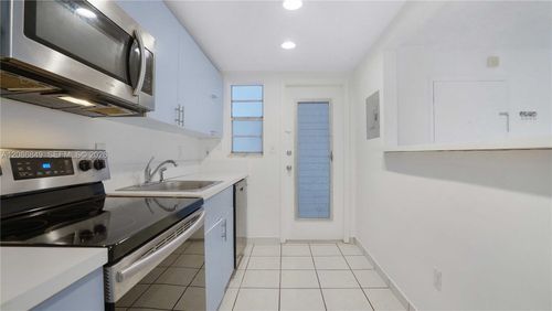 404-1340 Lincoln Rd, Miami Beach, FL, 33139-2265 | Card Image