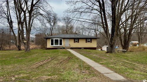 1 Corine Dr, Poughkeepsie, NY, 12601-1224 | Card Image