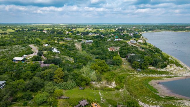 100 Vista 11 Ln, House other with 2 bedrooms, 2 bathrooms and 7 parking in Sandia TX | Image 34