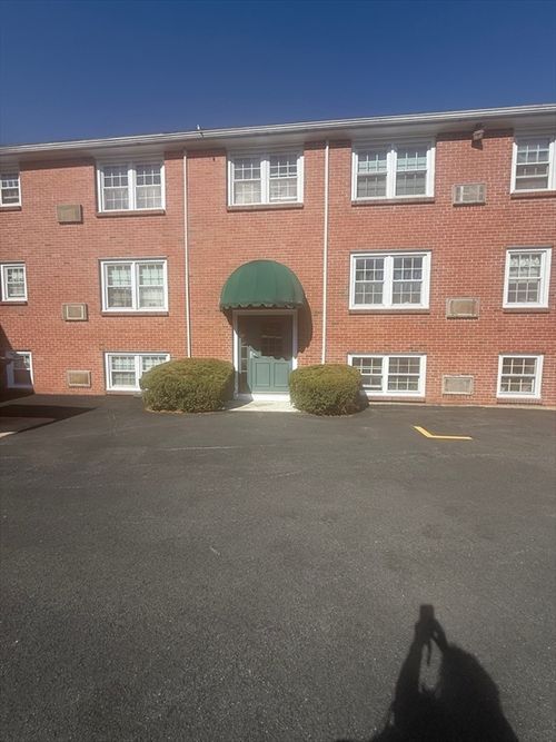 37-210 Hillside Ave, Needham, MA, 02494-1336 | Card Image