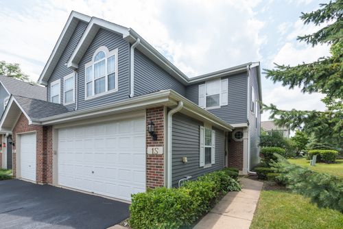 1 S Oakhurst Dr, Aurora, IL, 60504-6701 | Card Image