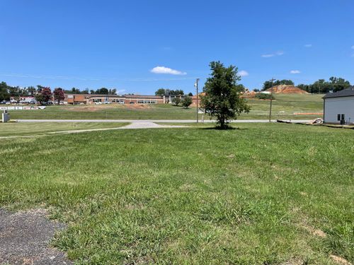 1213 Hardy Rd, Vinton, VA, 24179-2202 | Card Image