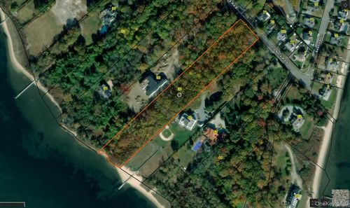 38 Old Neck Road, Brookhaven, NY, 11934 | Card Image