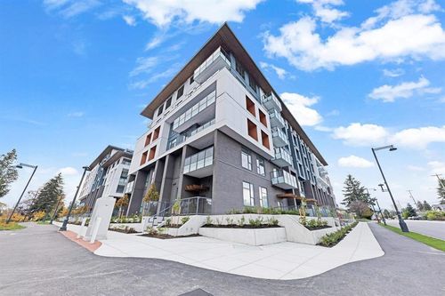 e112-10829 140 St, Surrey, BC, V3R0H4 | Card Image