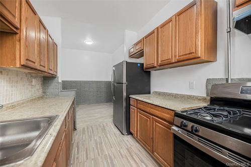 1-1260 Evergreen Ave, Bronx, NY, 10472-2303 | Card Image