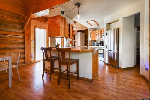 210 Country Way, Evanston, WY, 82930-9515 | Card Image