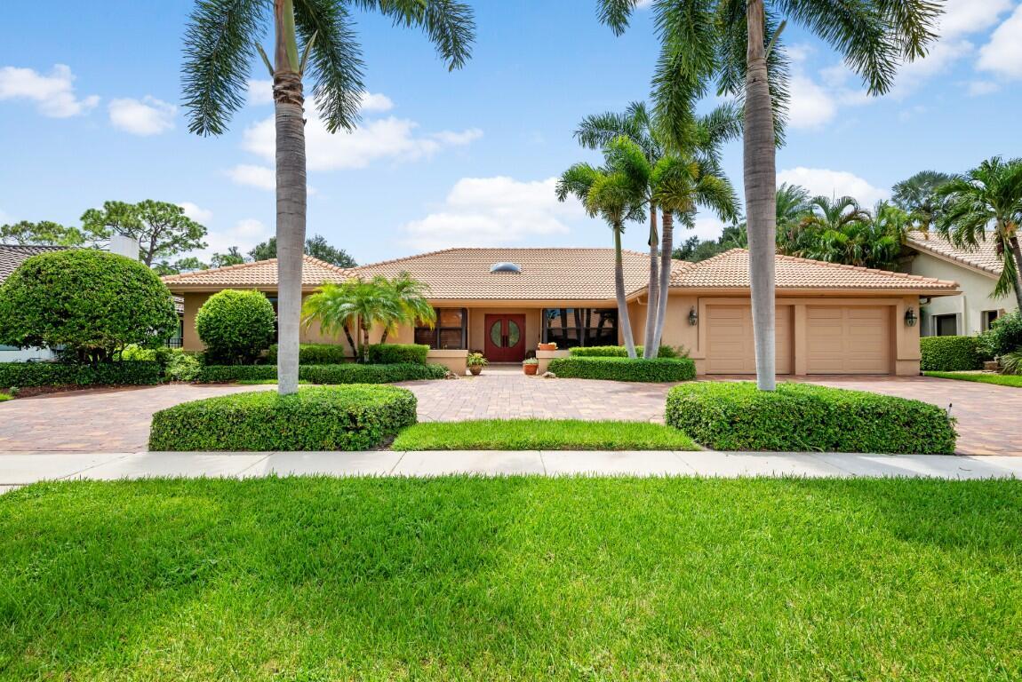 Boca Woods Ln, Boca Raton, FL 33428