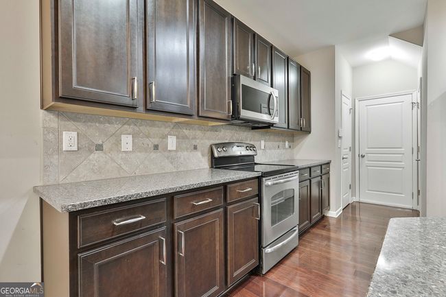 1568 Lenox Overlook Rd Ne, Townhouse with 3 bedrooms, 3 bathrooms and null parking in Brookhaven GA | Image 20