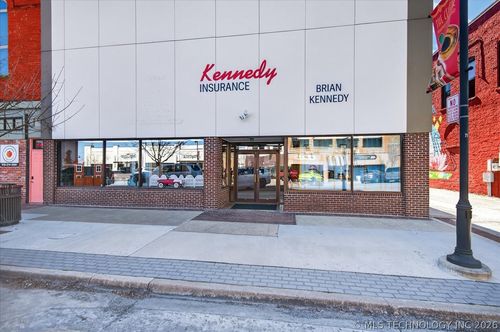 111 Se Frank Phillips Blvd, Bartlesville, OK, 74003-3519 | Card Image