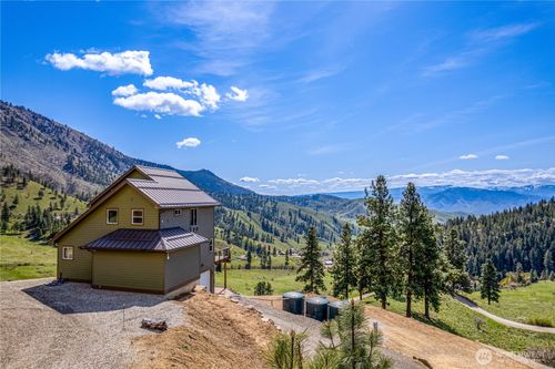 9660 Nahahum Canyon Rd, Cashmere, WA, 98815-9732 | Card Image