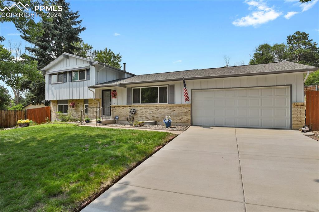 Whimsical Dr, Colorado Springs, CO 80917