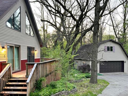 4060 S 5th St, Kalamazoo, MI, 49009-9440 | Card Image