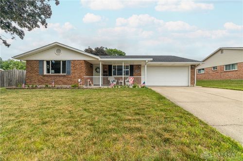5011 Angelita Ave, Huber Heights, OH, 45424-2704 | Card Image