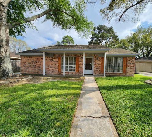 946 Beachcomber Ln, Houston, TX, 77062-4326 | Card Image