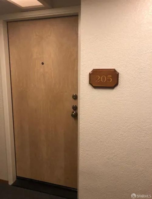 apt-205-1400 Carpentier St, San Leandro, CA, 94577-3655 | Card Image