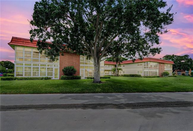 APT-201 - 57 Woodland Dr, House attached with 2 bedrooms, 2 bathrooms and null parking in VERO BEACH FL | Image 34