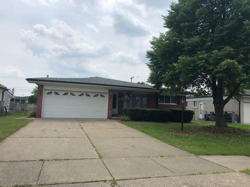 11242 Glenis Dr, Sterling Heights, MI, 48312-4950 | Card Image