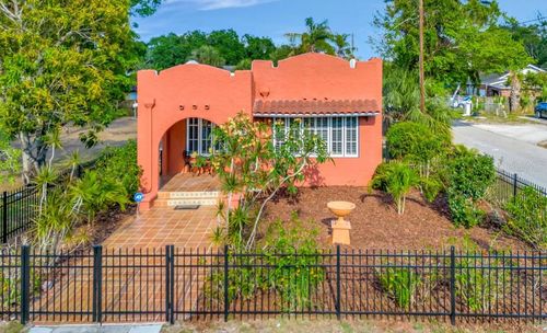 2002 Central Ave, Sarasota, FL, 34234-8417 | Card Image