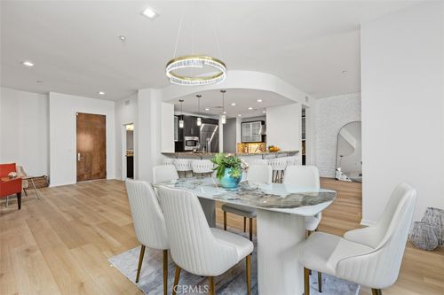 220-21 Gramercy, Irvine, CA, 92612-0008 | Card Image