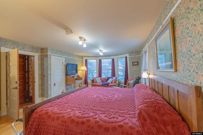 113 W 5 Th St, House other with 9 bedrooms, 7 bathrooms and null parking in Juneau AK | Image 29