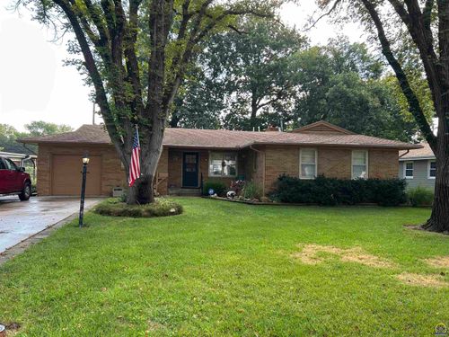 1218 Garfield St, Emporia, KS, 66801-5604 | Card Image