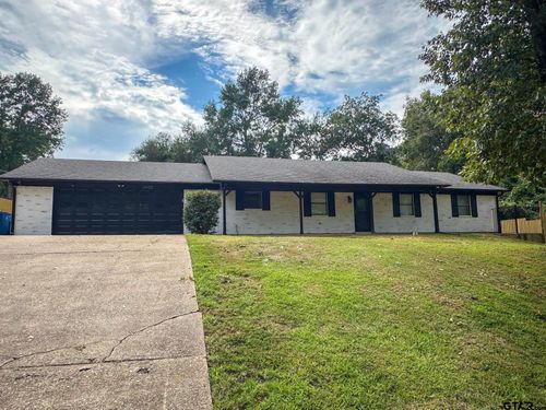 1400 Woodland Hills Dr, Whitehouse, TX, 75791-3718 | Card Image